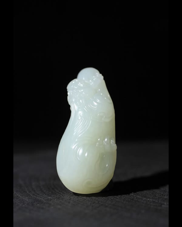 Bright White Seed Pixiu Pendant