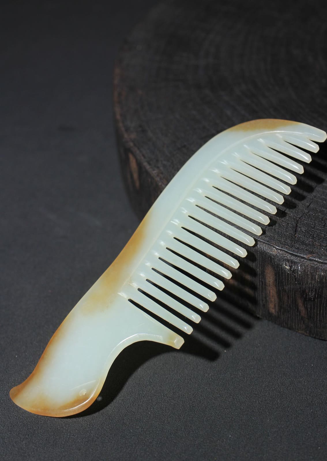 Qiemo Sugar White Comb