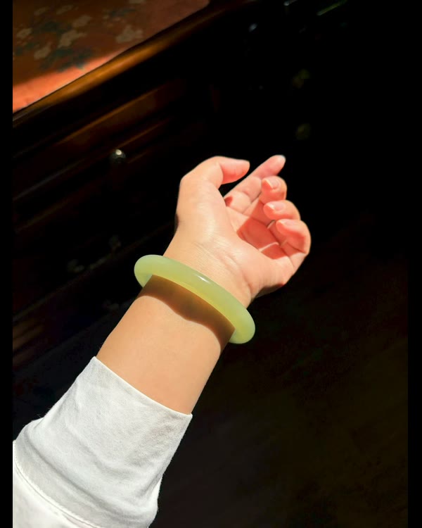 Qingshui Jade Bangle