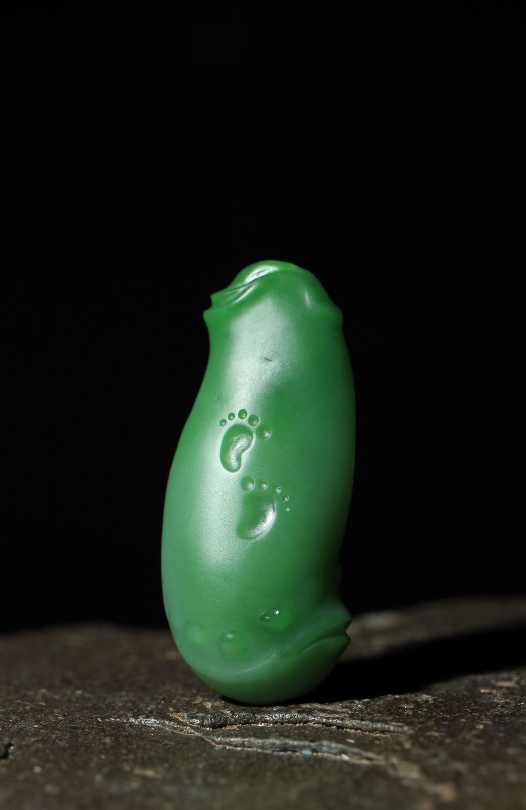 Russian Nephrite Bamboo & Footprint Hand Piece · Down-to-Earth, Rising Step by Step